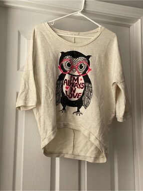 Source Unknown Cream Owl Graphic Sweatshirt with Pink Accents